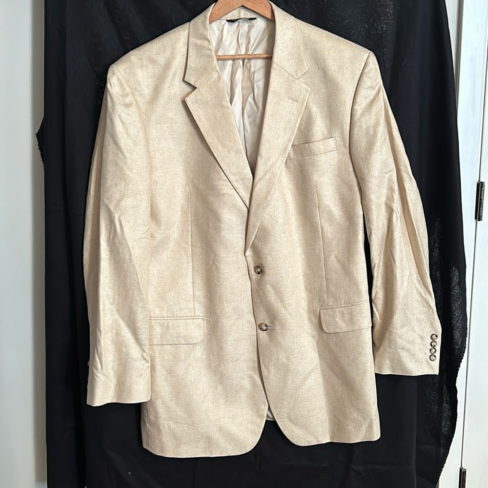 Men’s 2 Button Jos. A. Bank silk sport coat